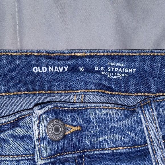 Old Navy O.G. Straight Shorts - Picture 4 of 5